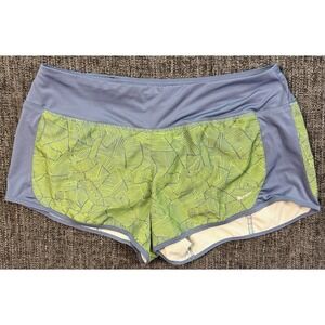Nike Dri-Fit Spandex Shorts Women's M Green Blue Geometric Athletic Gym Running